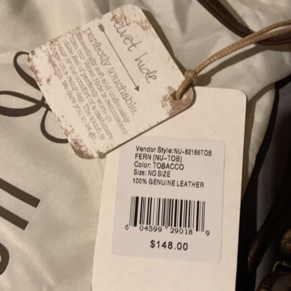 Hobo Vendor Style Women’s Bag - Picture 3 of 3